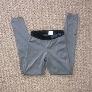 NIKE PRO LEGGINGS